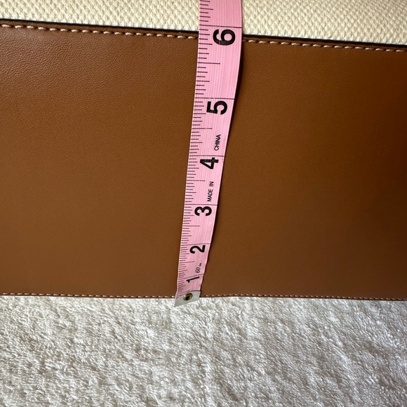 Michael Kors Clara XL Tote - Picture 10 of 12